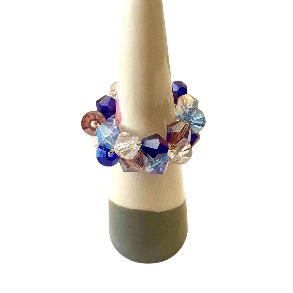 Austrian Crystal Hand Wired Ring Size 7-8 - Picture 5 of 7